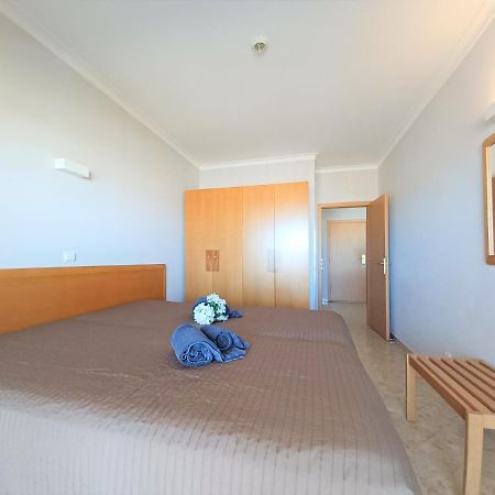 Oasis Beach Apartment ปอร์ติเมา ภายนอก รูปภาพ