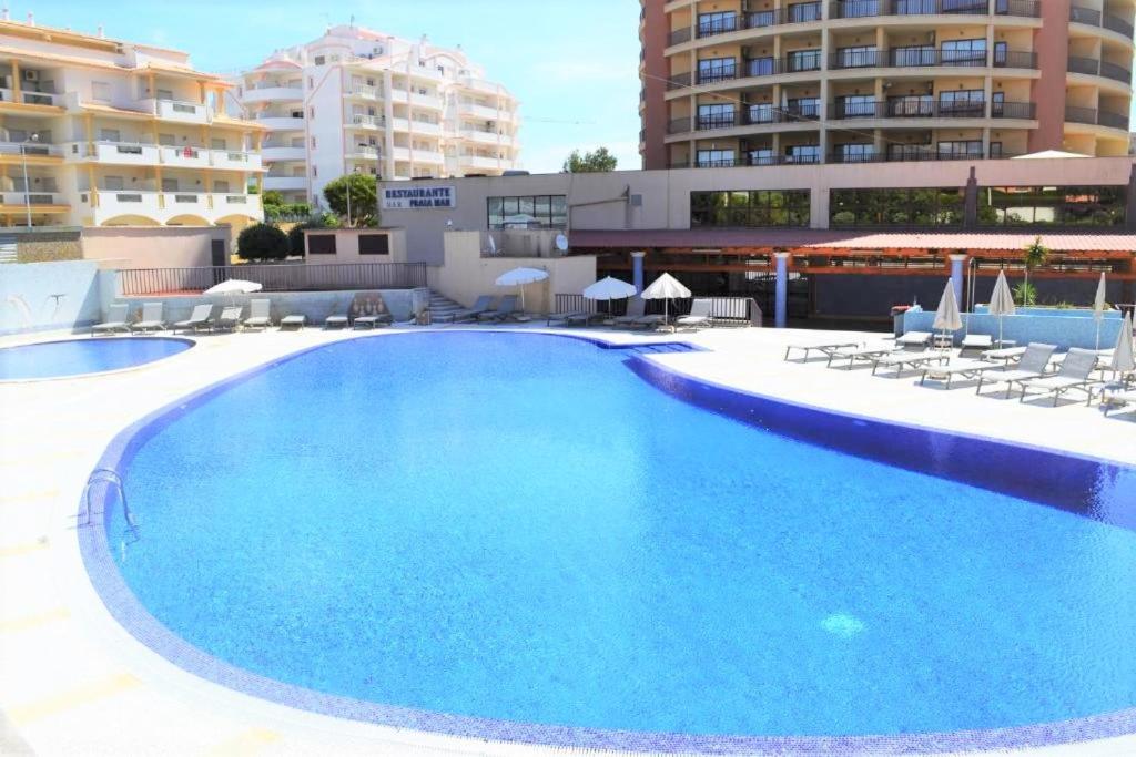 Oasis Beach Apartment ปอร์ติเมา ภายนอก รูปภาพ